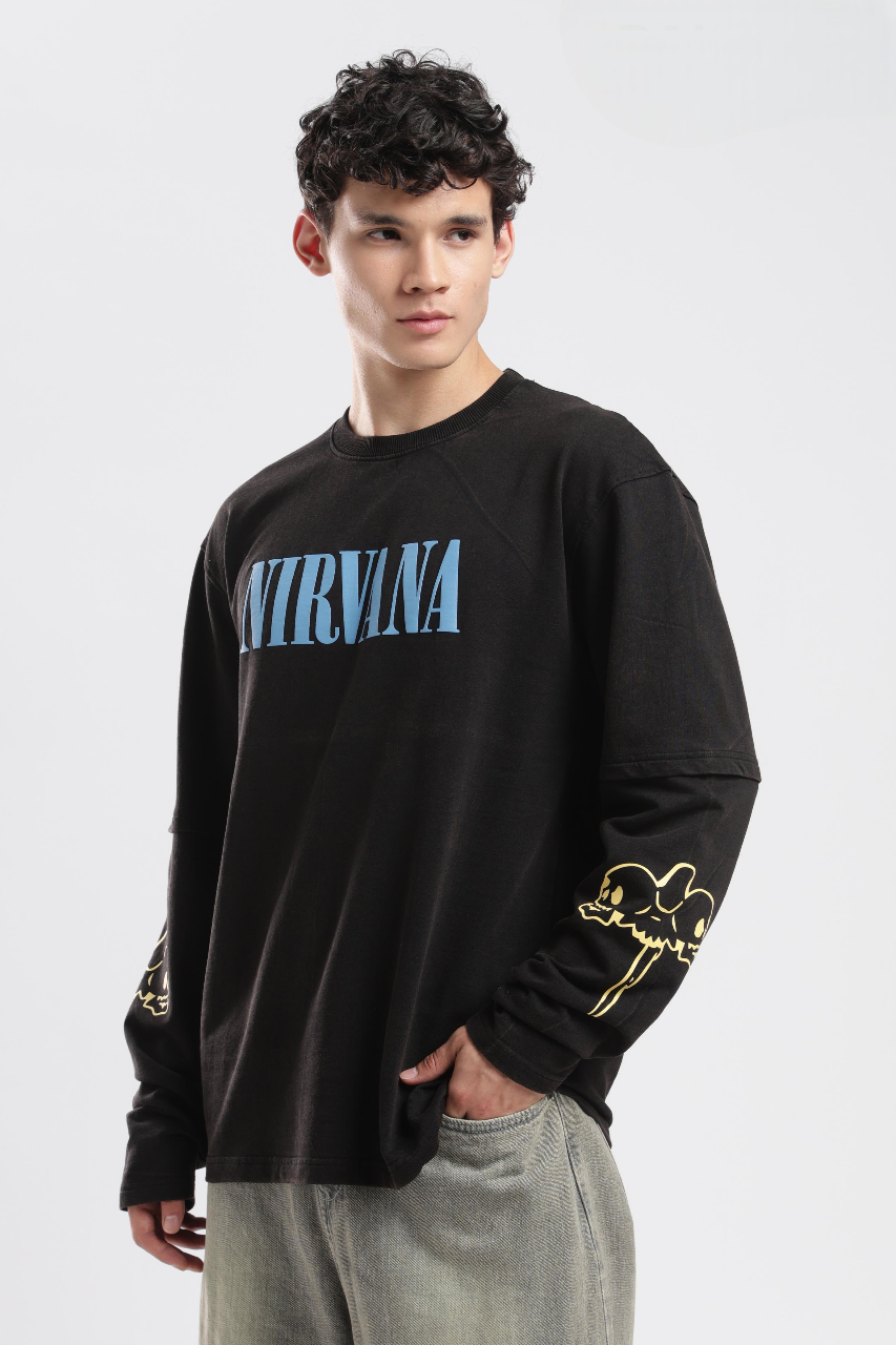GRUNGE REVIVAL DOCTOR SLEEVE TEE