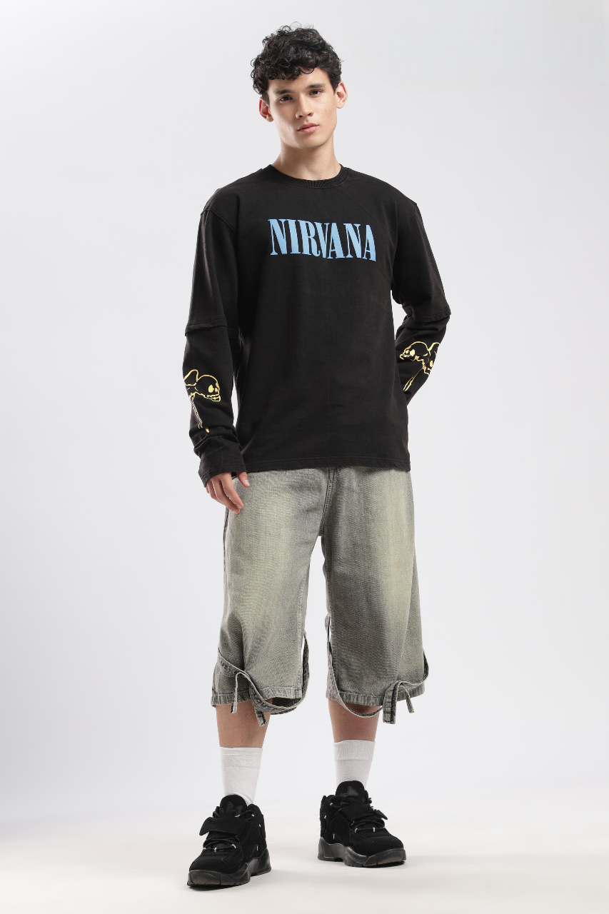 GRUNGE REVIVAL DOCTOR SLEEVE TEE